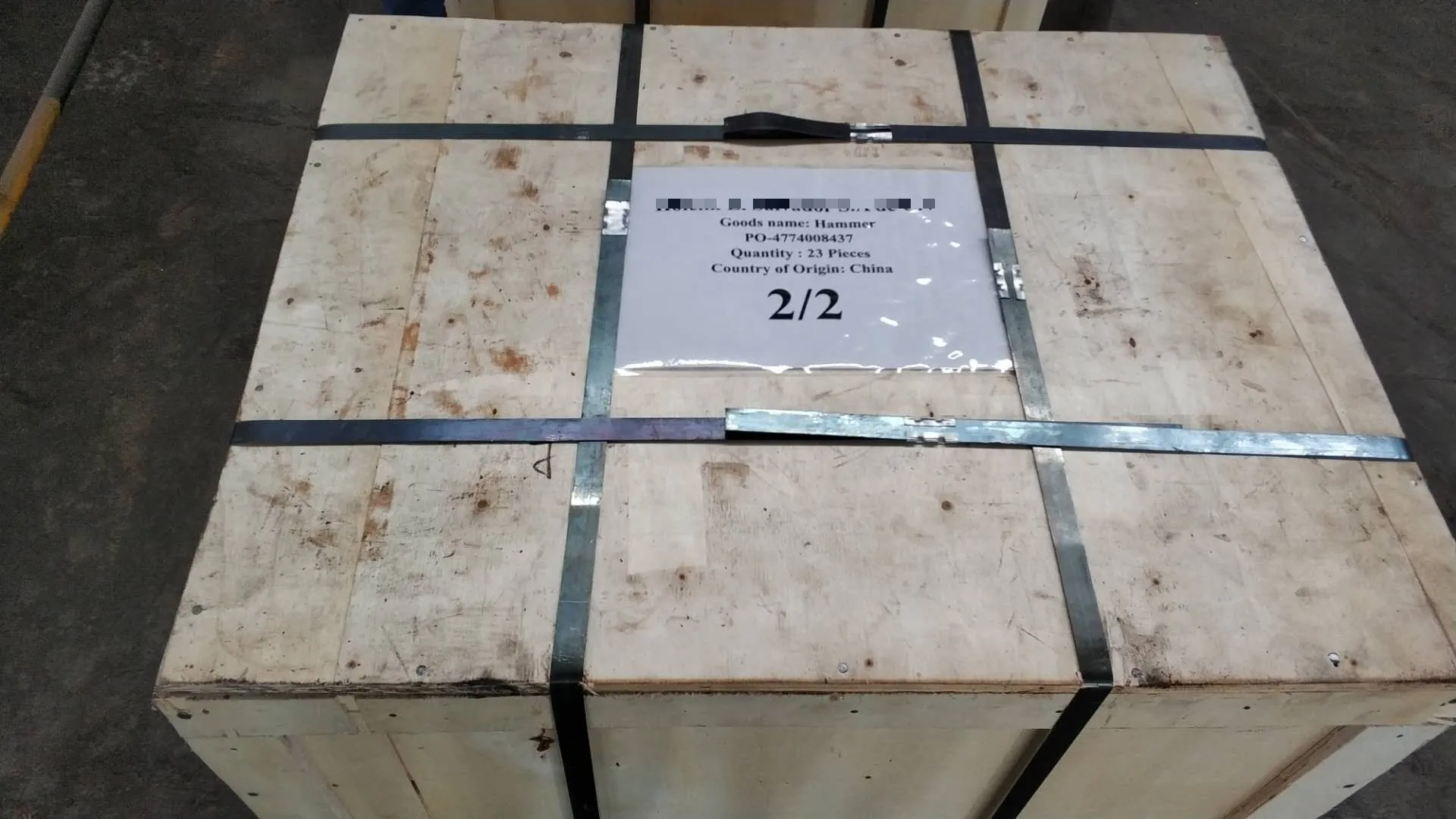 Peças industriais protegidas e embaladas